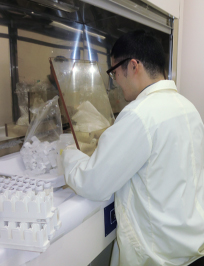 放射性同位元素を利用した研究のために